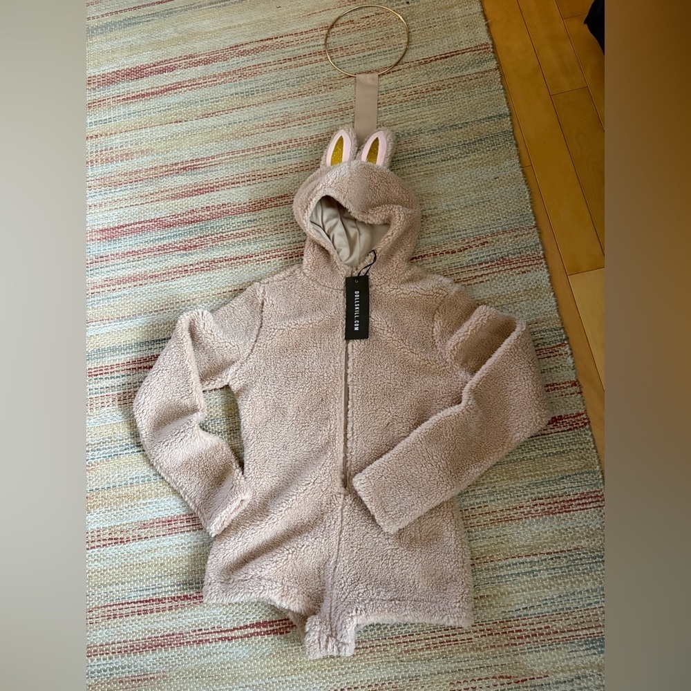 NWT DOLLS KILL LABUBU ROMPER - Picture 2 of 6